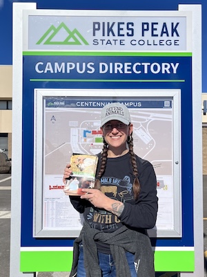 Malaina Watts volunteering for Vegan Outreach
